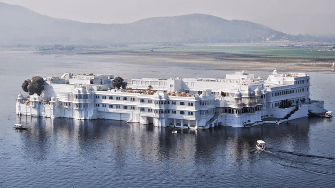 golden-triangle-tour-with-udaipur